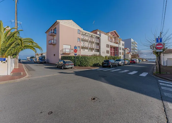 Appartement T2 Vue *